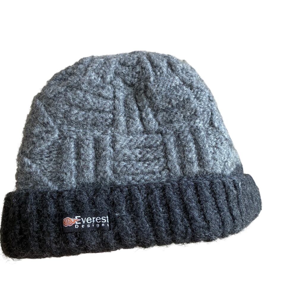 Everest Designs 100% wool hat gray black knit beanie made in nepal one size